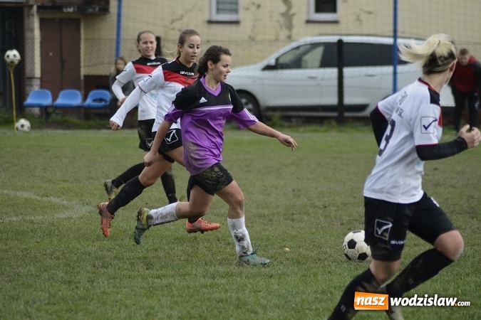 Zdjęcie w galerii na portalu naszwodzislaw.com: III liga kobiet: Wysoka wygrana SWD Wodzisław w meczu z Mikołowem wiadomości z regionu