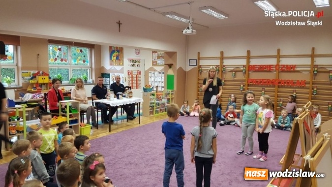 Zdjęcie w galerii na portalu naszwodzislaw.com: Kręci mnie bezpieczeństwo... przez cały rok szkolny wiadomości z regionu
