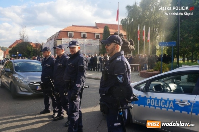 Zdjęcie w galerii na portalu naszwodzislaw.com: Wodzisławscy policjanci zabezpieczali wizytę głowy państwa  wiadomości z regionu