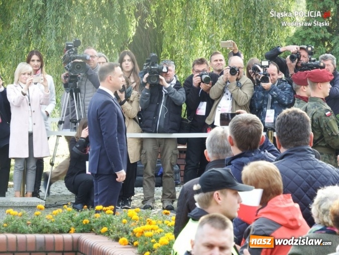 Zdjęcie w galerii na portalu naszwodzislaw.com: Wodzisławscy policjanci zabezpieczali wizytę głowy państwa  wiadomości z regionu