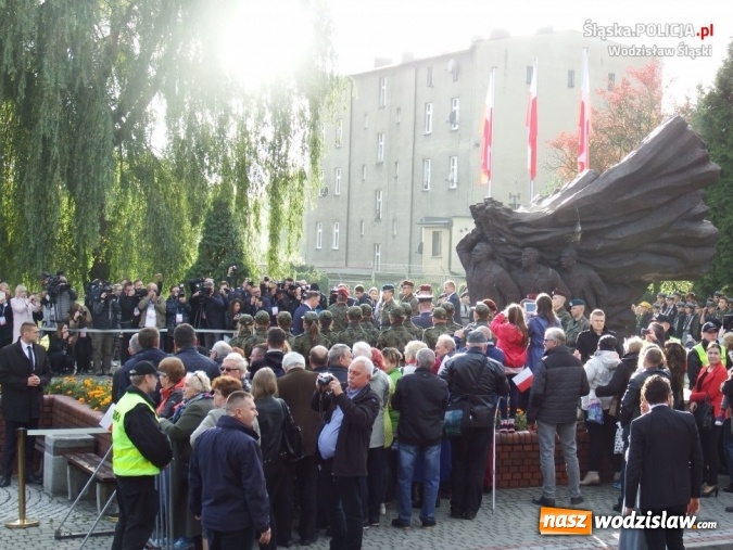 Zdjęcie w galerii na portalu naszwodzislaw.com: Wodzisławscy policjanci zabezpieczali wizytę głowy państwa  wiadomości z regionu