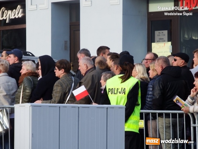 Zdjęcie w galerii na portalu naszwodzislaw.com: Wodzisławscy policjanci zabezpieczali wizytę głowy państwa  wiadomości z regionu