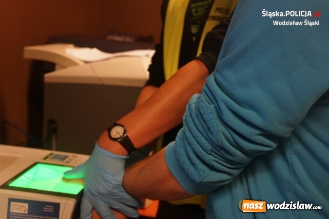 Zdjęcie w galerii na portalu naszwodzislaw.com: Wyłudzili 200 tys. złotych. Bezwzględni oszuści w rękach wodzisławskich kryminalnych wiadomości z regionu