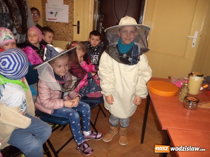 Zdjęcie w galerii na portalu naszwodzislaw.com: Pszów: Przedszkolaki z dwójki na dniach promocji zdrowia  wiadomości z regionu