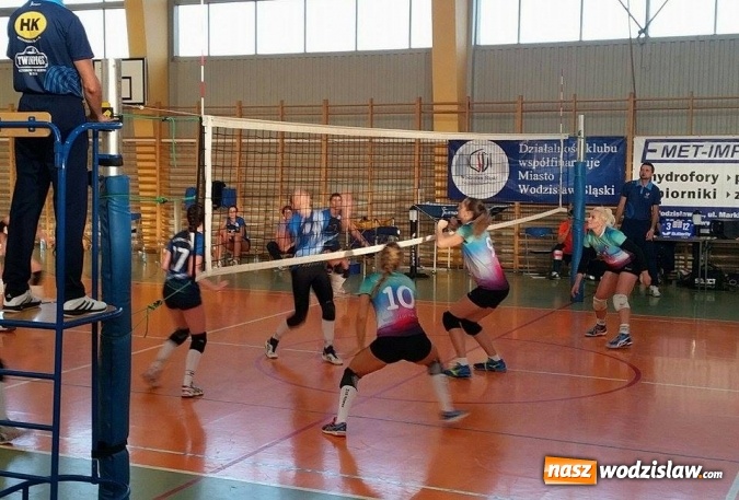 Zdjęcie w galerii na portalu naszwodzislaw.com: To był dobry weekend dla wodzisławskiej Zorzy. Przed siatkarkami kolejne spotkania  wiadomości z regionu