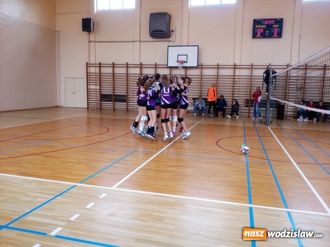 Zdjęcie w galerii na portalu naszwodzislaw.com: To był dobry weekend dla wodzisławskiej Zorzy. Przed siatkarkami kolejne spotkania  wiadomości z regionu