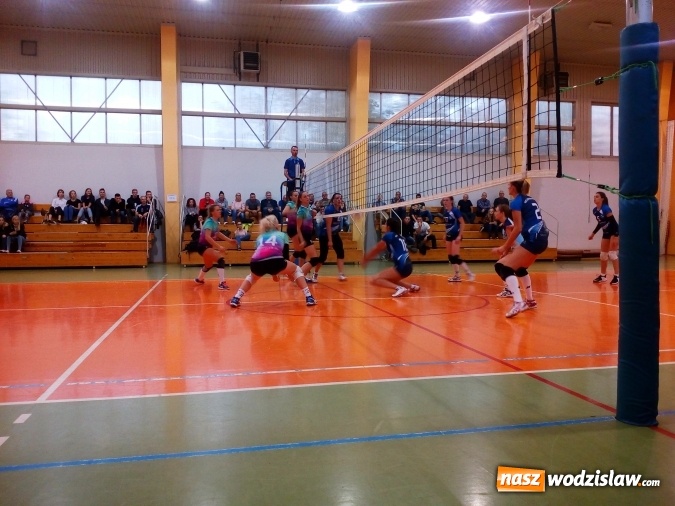 Zdjęcie w galerii na portalu naszwodzislaw.com: To był dobry weekend dla wodzisławskiej Zorzy. Przed siatkarkami kolejne spotkania  wiadomości z regionu
