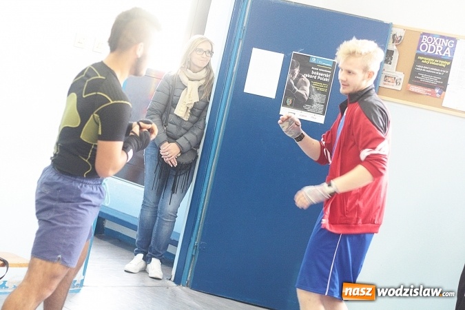 Zdjęcie w galerii na portalu naszwodzislaw.com: #760minutBOKSUna760lat. W Wodzisławiu chcą ustanowić rekord bokserski  wiadomości z regionu