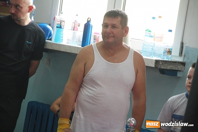 Zdjęcie w galerii na portalu naszwodzislaw.com: #760minutBOKSUna760lat. W Wodzisławiu chcą ustanowić rekord bokserski  wiadomości z regionu