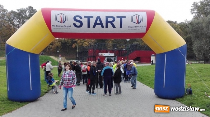Zdjęcie w galerii na portalu naszwodzislaw.com: 760 km nordic walking seniorów na 760-lecie Wodzisławia Śląskiego. ZDJĘCIA  wiadomości z regionu