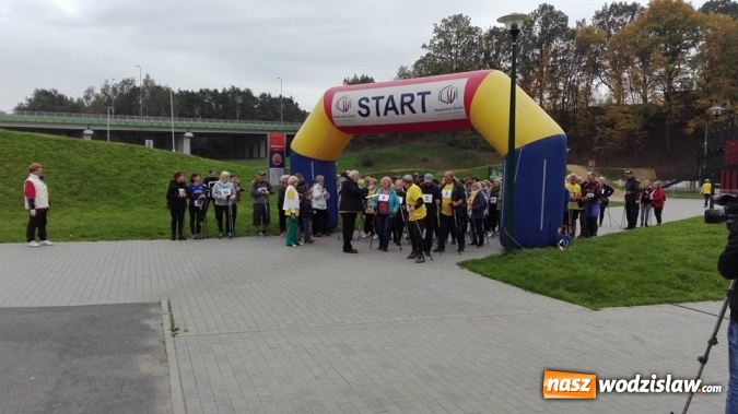 Zdjęcie w galerii na portalu naszwodzislaw.com: 760 km nordic walking seniorów na 760-lecie Wodzisławia Śląskiego. ZDJĘCIA  wiadomości z regionu