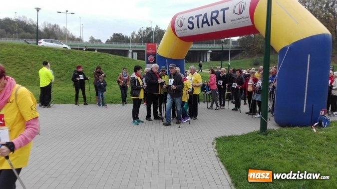 Zdjęcie w galerii na portalu naszwodzislaw.com: 760 km nordic walking seniorów na 760-lecie Wodzisławia Śląskiego. ZDJĘCIA  wiadomości z regionu