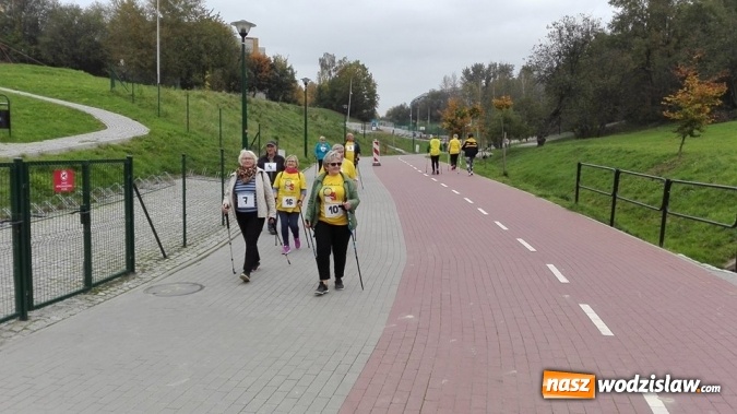 Zdjęcie w galerii na portalu naszwodzislaw.com: 760 km nordic walking seniorów na 760-lecie Wodzisławia Śląskiego. ZDJĘCIA  wiadomości z regionu