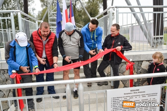 Zdjęcie w galerii na portalu naszwodzislaw.com: W Chałupkach oddano do użytku wieżę widokową. Ma ponad 27 metrów wysokości  wiadomości z regionu