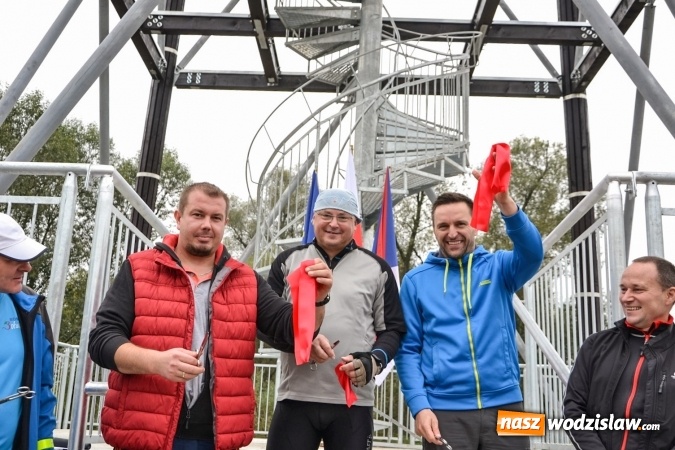 Zdjęcie w galerii na portalu naszwodzislaw.com: W Chałupkach oddano do użytku wieżę widokową. Ma ponad 27 metrów wysokości  wiadomości z regionu