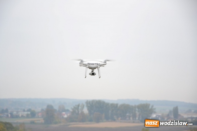 Zdjęcie w galerii na portalu naszwodzislaw.com: W Chałupkach oddano do użytku wieżę widokową. Ma ponad 27 metrów wysokości  wiadomości z regionu