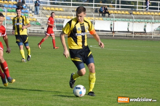 Zdjęcie w galerii na portalu naszwodzislaw.com: Podział punktów w Rydułtowach. Naprzód Rydułtowy vs. LKS Drama Zbrosławice  wiadomości z regionu