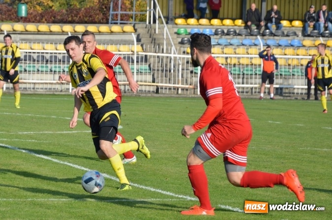 Zdjęcie w galerii na portalu naszwodzislaw.com: Podział punktów w Rydułtowach. Naprzód Rydułtowy vs. LKS Drama Zbrosławice  wiadomości z regionu