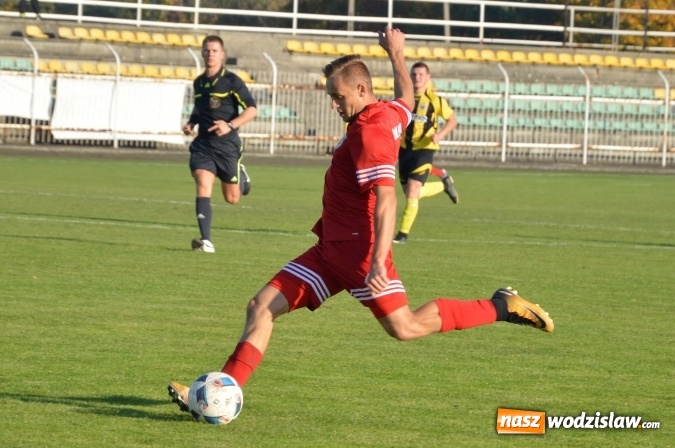 Zdjęcie w galerii na portalu naszwodzislaw.com: Podział punktów w Rydułtowach. Naprzód Rydułtowy vs. LKS Drama Zbrosławice  wiadomości z regionu