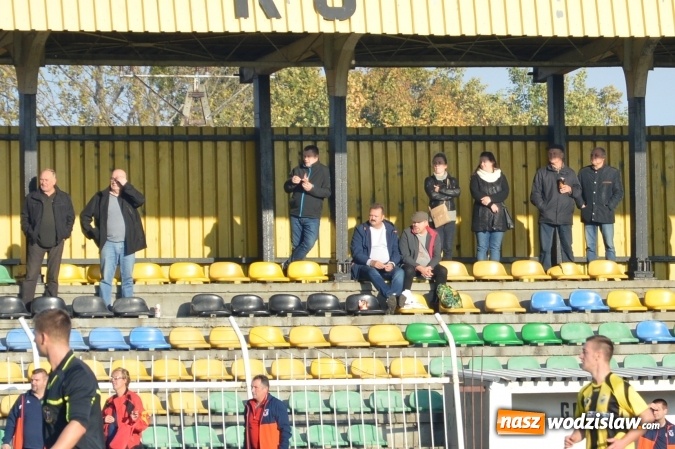 Zdjęcie w galerii na portalu naszwodzislaw.com: Podział punktów w Rydułtowach. Naprzód Rydułtowy vs. LKS Drama Zbrosławice  wiadomości z regionu