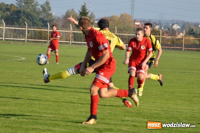 Zdjęcie w galerii na portalu naszwodzislaw.com: Podział punktów w Rydułtowach. Naprzód Rydułtowy vs. LKS Drama Zbrosławice  wiadomości z regionu