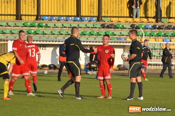 Zdjęcie w galerii na portalu naszwodzislaw.com: Podział punktów w Rydułtowach. Naprzód Rydułtowy vs. LKS Drama Zbrosławice  wiadomości z regionu