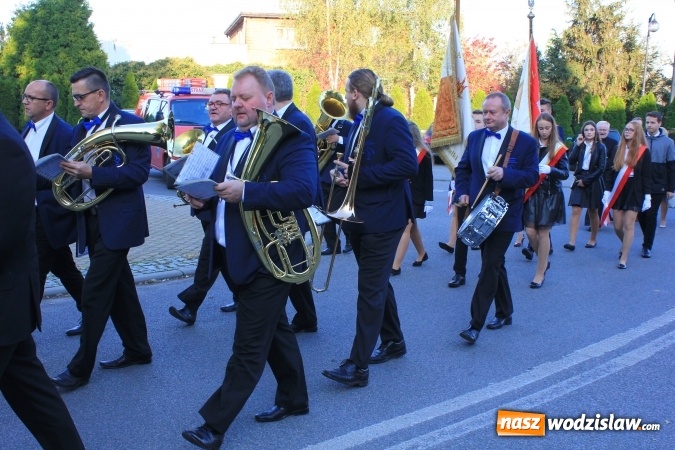 Zdjęcie w galerii na portalu naszwodzislaw.com: Szkoła w Lubomi świętowała 50-lecie! Nie zabrakło życzeń, wspomnień i dobrego humoru wiadomości z regionu