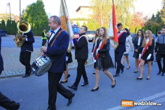 Zdjęcie w galerii na portalu naszwodzislaw.com: Szkoła w Lubomi świętowała 50-lecie! Nie zabrakło życzeń, wspomnień i dobrego humoru wiadomości z regionu