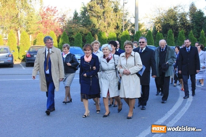 Zdjęcie w galerii na portalu naszwodzislaw.com: Szkoła w Lubomi świętowała 50-lecie! Nie zabrakło życzeń, wspomnień i dobrego humoru wiadomości z regionu