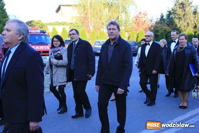 Zdjęcie w galerii na portalu naszwodzislaw.com: Szkoła w Lubomi świętowała 50-lecie! Nie zabrakło życzeń, wspomnień i dobrego humoru wiadomości z regionu