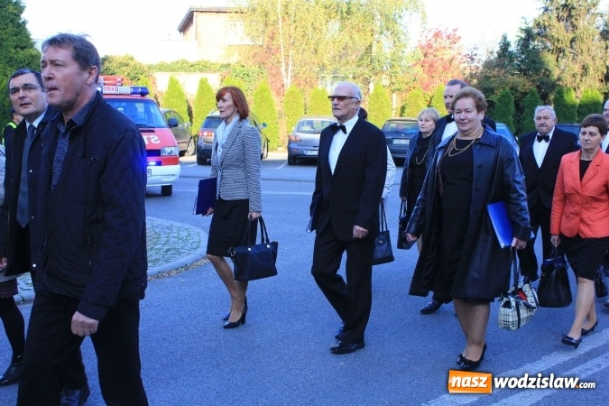 Zdjęcie w galerii na portalu naszwodzislaw.com: Szkoła w Lubomi świętowała 50-lecie! Nie zabrakło życzeń, wspomnień i dobrego humoru wiadomości z regionu