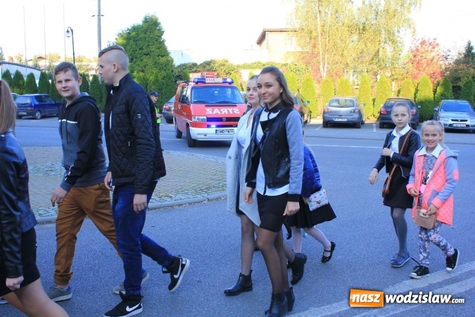 Zdjęcie w galerii na portalu naszwodzislaw.com: Szkoła w Lubomi świętowała 50-lecie! Nie zabrakło życzeń, wspomnień i dobrego humoru wiadomości z regionu