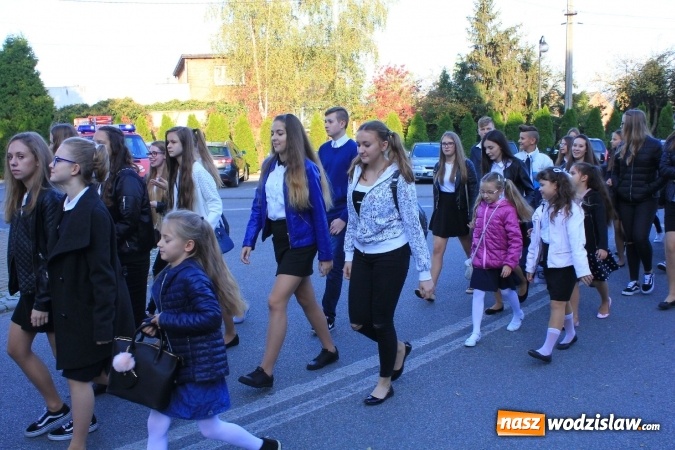 Zdjęcie w galerii na portalu naszwodzislaw.com: Szkoła w Lubomi świętowała 50-lecie! Nie zabrakło życzeń, wspomnień i dobrego humoru wiadomości z regionu