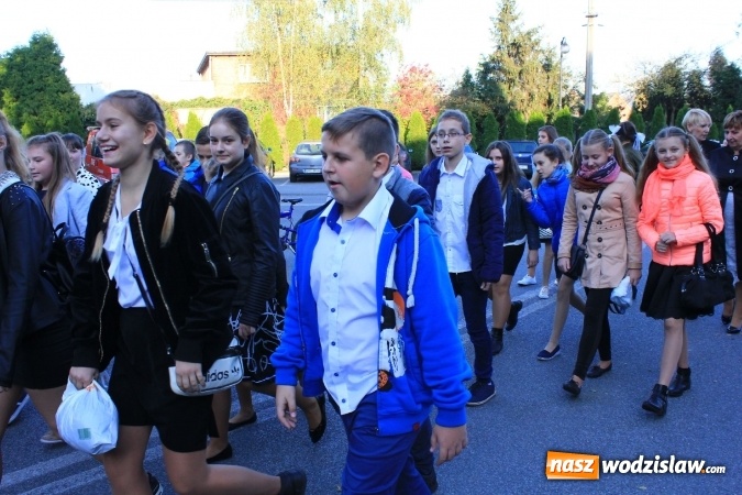 Zdjęcie w galerii na portalu naszwodzislaw.com: Szkoła w Lubomi świętowała 50-lecie! Nie zabrakło życzeń, wspomnień i dobrego humoru wiadomości z regionu