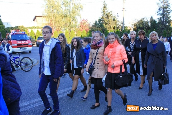 Zdjęcie w galerii na portalu naszwodzislaw.com: Szkoła w Lubomi świętowała 50-lecie! Nie zabrakło życzeń, wspomnień i dobrego humoru wiadomości z regionu