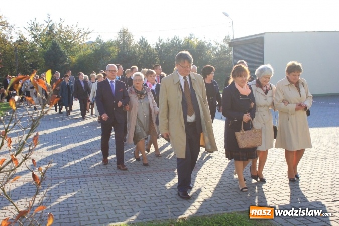 Zdjęcie w galerii na portalu naszwodzislaw.com: Szkoła w Lubomi świętowała 50-lecie! Nie zabrakło życzeń, wspomnień i dobrego humoru wiadomości z regionu