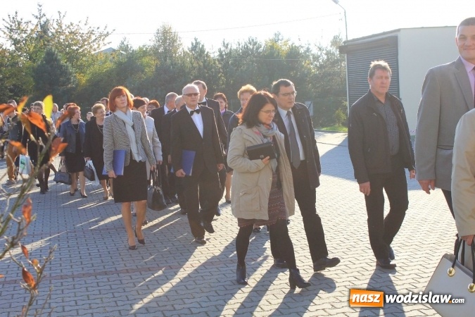 Zdjęcie w galerii na portalu naszwodzislaw.com: Szkoła w Lubomi świętowała 50-lecie! Nie zabrakło życzeń, wspomnień i dobrego humoru wiadomości z regionu