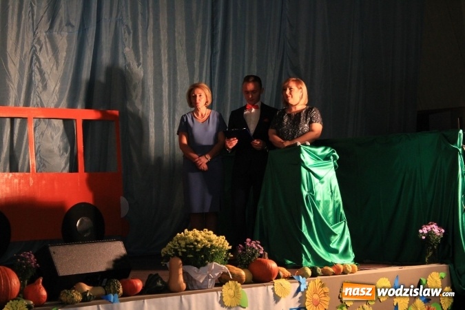 Zdjęcie w galerii na portalu naszwodzislaw.com: Szkoła w Lubomi świętowała 50-lecie! Nie zabrakło życzeń, wspomnień i dobrego humoru wiadomości z regionu