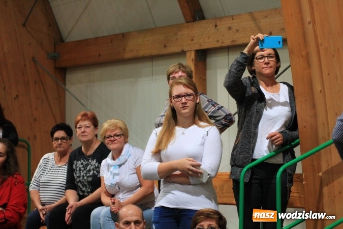 Zdjęcie w galerii na portalu naszwodzislaw.com: Szkoła w Lubomi świętowała 50-lecie! Nie zabrakło życzeń, wspomnień i dobrego humoru wiadomości z regionu