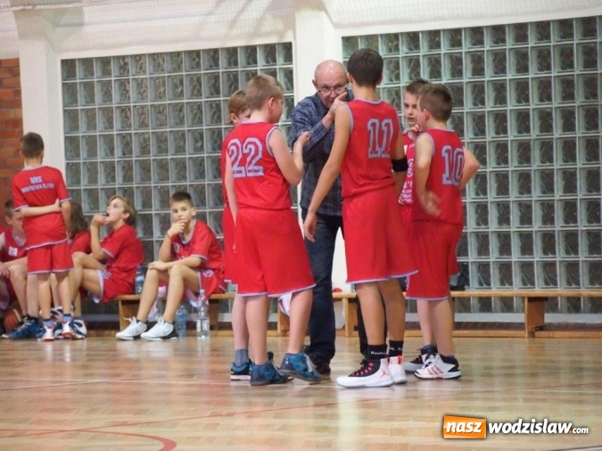 Zdjęcie w galerii na portalu naszwodzislaw.com: Ze zmiennym powodzeniem zagrali wodzisławscy koszykarze  wiadomości z regionu