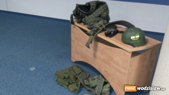 Zdjęcie w galerii na portalu naszwodzislaw.com: Przedstawiciele Jednostki Strzeleckiej 2023 im. 14 Pułku Powstańców Śląskich z wizytą w Budowlance  wiadomości z regionu