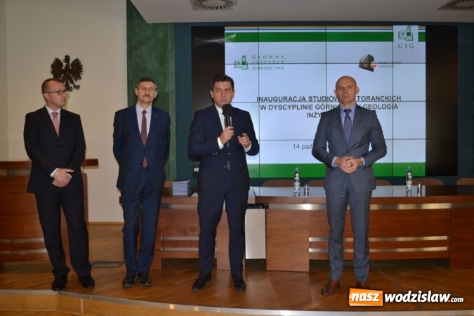Zdjęcie w galerii na portalu naszwodzislaw.com: Studia doktoranckie w Głównym Instytucie Górnictwa dla pracowników Polskiej Grupy Górniczej  wiadomości z regionu