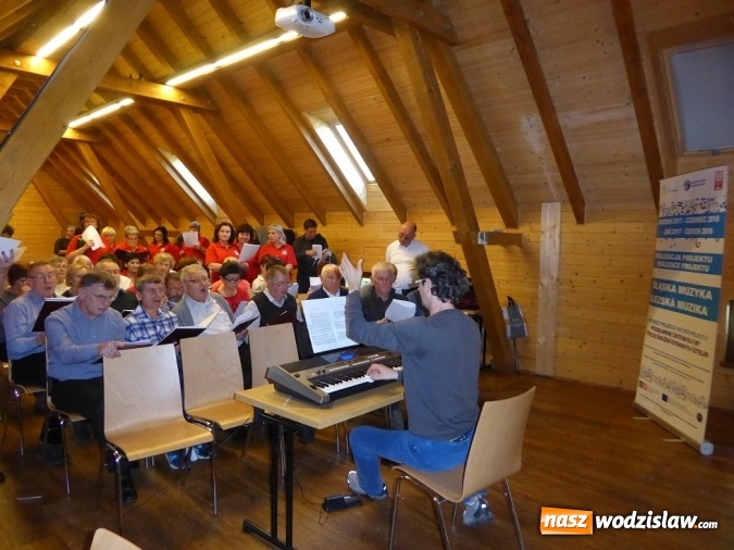 Zdjęcie w galerii na portalu naszwodzislaw.com: Chór Jadwiga na warsztatach u południowych sąsiadów wiadomości z regionu
