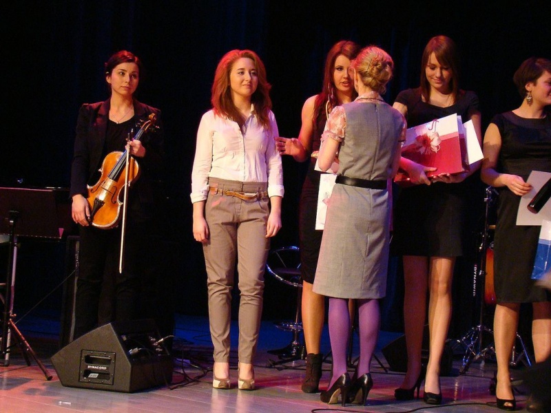 Zdjęcie w galerii na portalu naszwodzislaw.com: Dorota Sitek zgarnęła wszystkie nagrody wiadomości z regionu