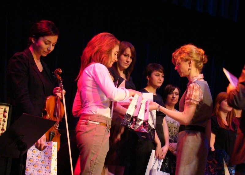 Zdjęcie w galerii na portalu naszwodzislaw.com: Dorota Sitek zgarnęła wszystkie nagrody wiadomości z regionu