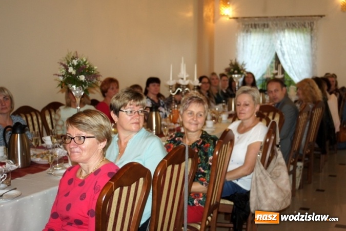 Zdjęcie w galerii na portalu naszwodzislaw.com: Mszana: Gala Edukacji - Wójt podziękował pracownikom oświaty wiadomości z regionu