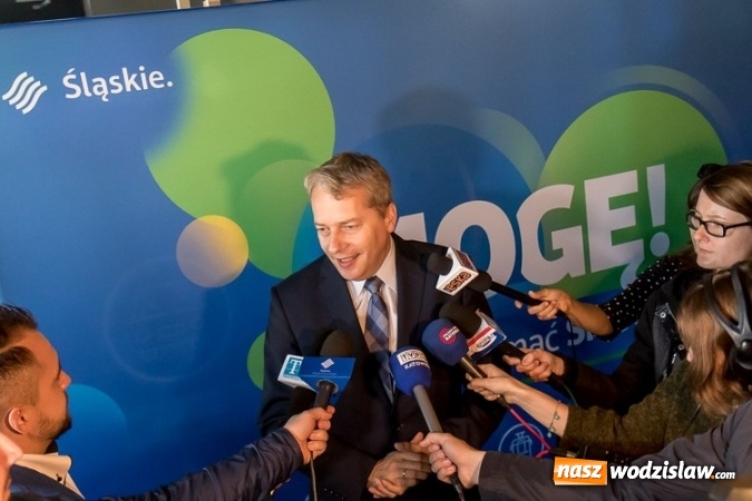 Zdjęcie w galerii na portalu naszwodzislaw.com: Rusza kampania społeczno-edukacyjna dotycząca walki ze smogiem wiadomości z regionu