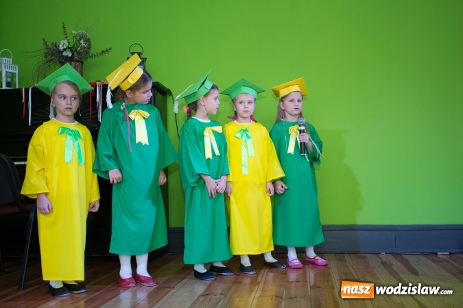 Zdjęcie w galerii na portalu naszwodzislaw.com: Nagrody i wyróżnienia dla nauczycieli w Radlinie  wiadomości z regionu