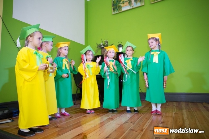 Zdjęcie w galerii na portalu naszwodzislaw.com: Nagrody i wyróżnienia dla nauczycieli w Radlinie  wiadomości z regionu