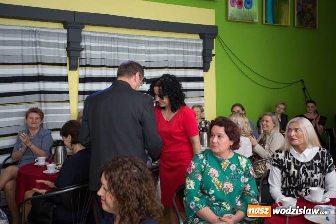 Zdjęcie w galerii na portalu naszwodzislaw.com: Nagrody i wyróżnienia dla nauczycieli w Radlinie  wiadomości z regionu